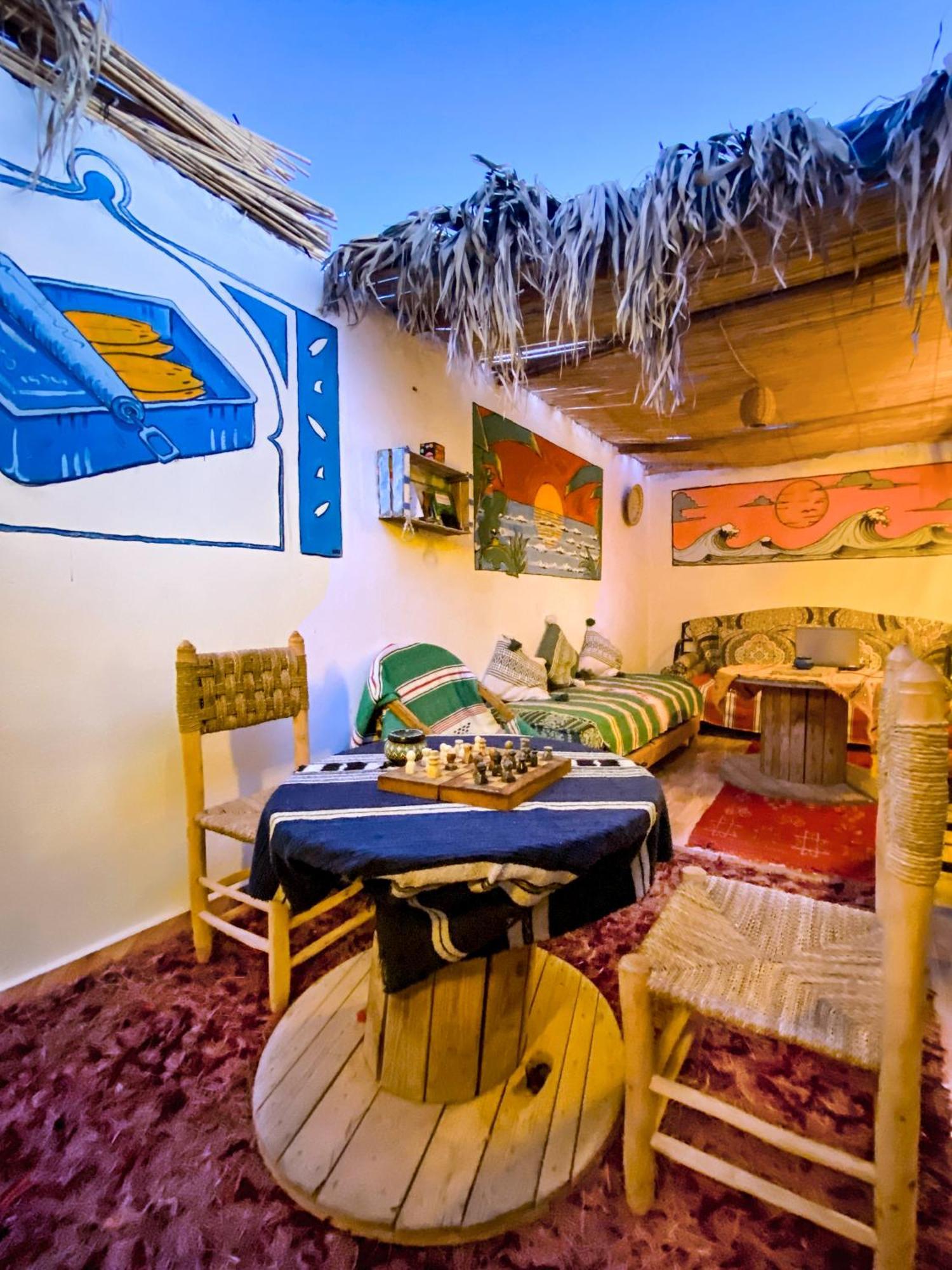 Ostello Bright Wave Surfhouse Tamraght Esterno foto